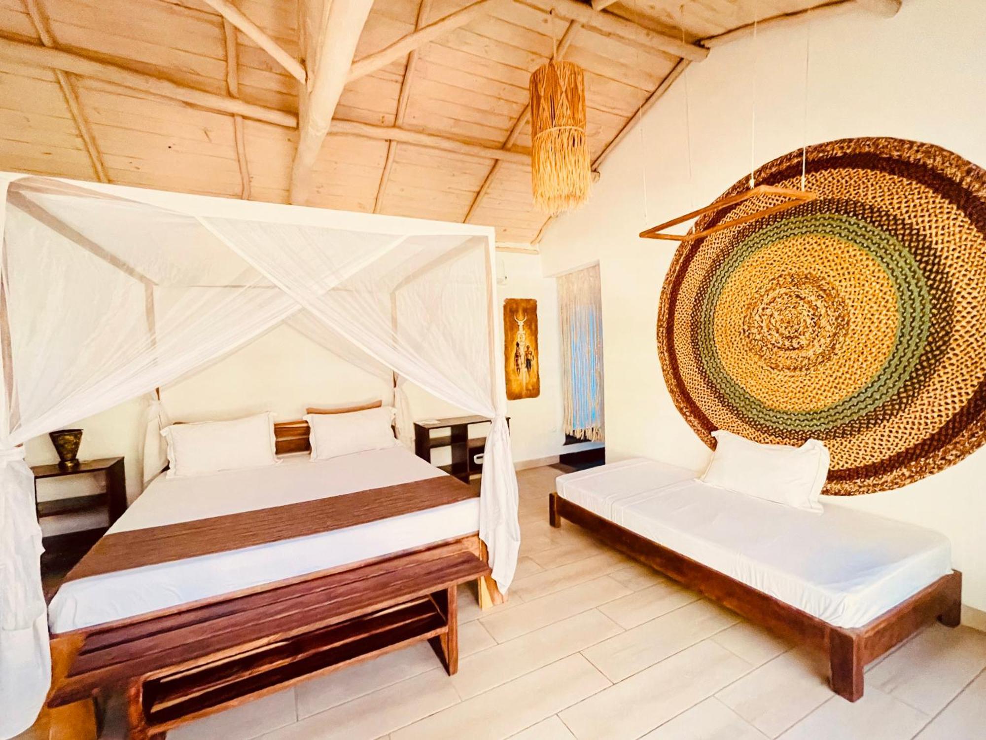 Vovo Telo Lodge トゥリアラ エクステリア 写真