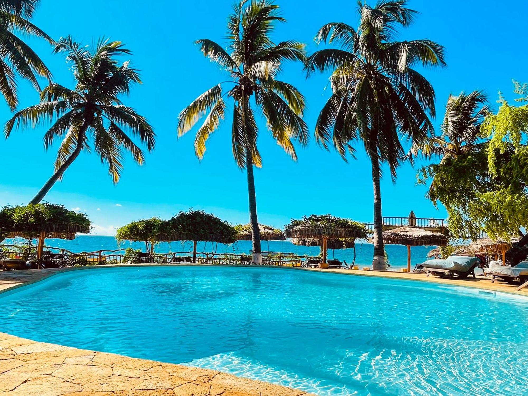 Vovo Telo Lodge トゥリアラ エクステリア 写真