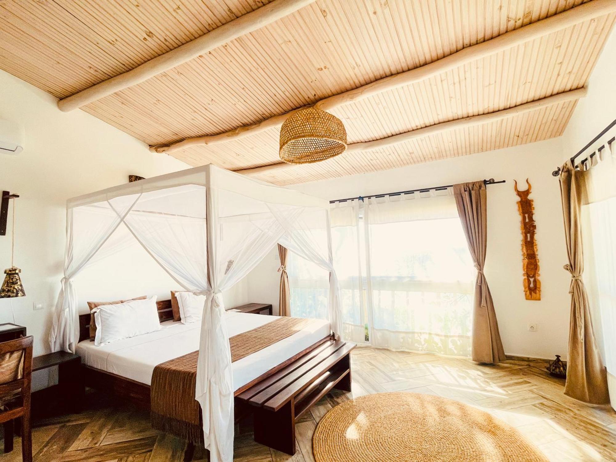 Vovo Telo Lodge トゥリアラ エクステリア 写真