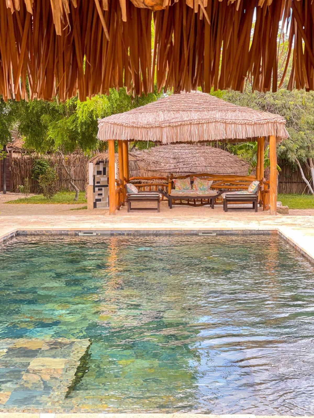 Vovo Telo Lodge トゥリアラ エクステリア 写真