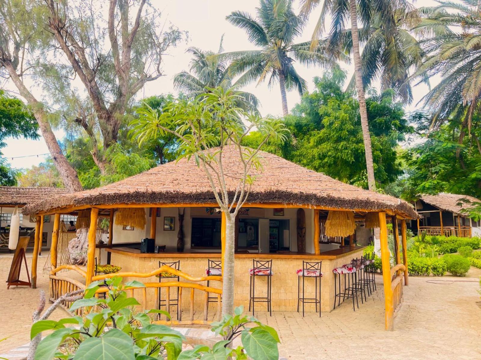 Vovo Telo Lodge トゥリアラ エクステリア 写真